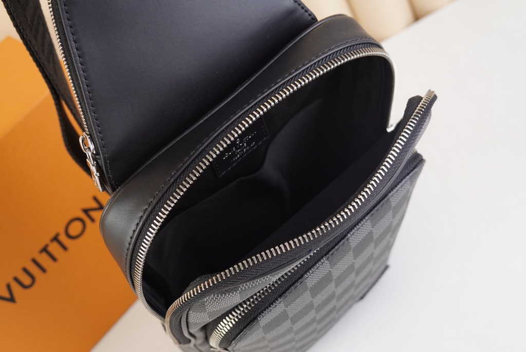 Louis Vuitton N45302 Avenue Slingbag Damier Graphite coated canvas