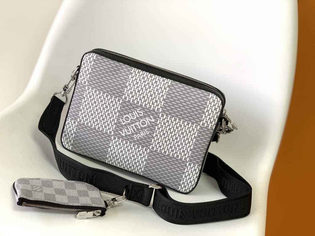 Louis Vuitton N50027 Trio Messenger Damier Graphite Canvas