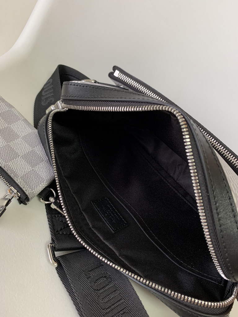 Louis Vuitton N50027 Trio Messenger Damier Graphite Canvas