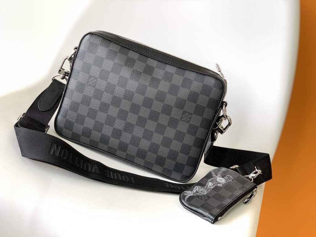 Louis Vuitton N58040 Trio Messenger Damier Graphite canvas