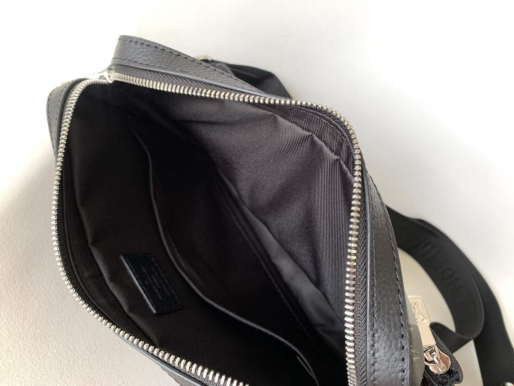 Louis Vuitton N80401 Trio Messenger Damier Graphite Canvas