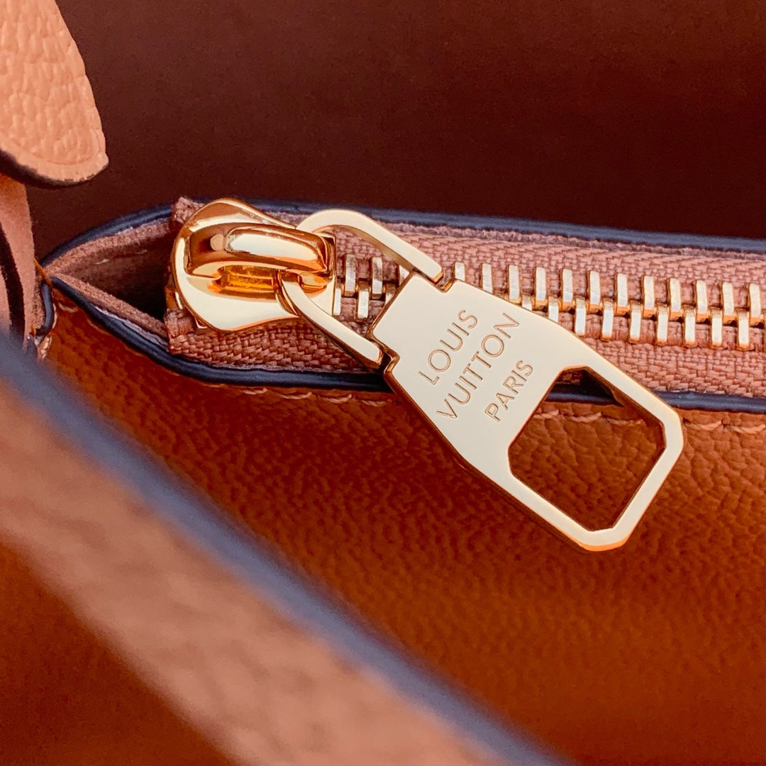 Louis Vuitton NéoNoé MM Bucket Bag Monogram Leather Brown - M45256