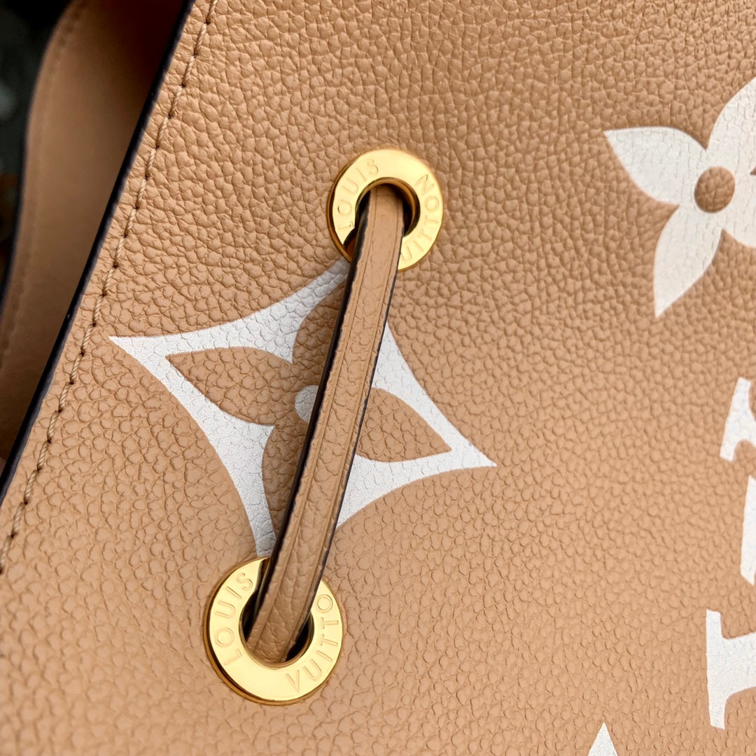 Louis Vuitton NéoNoé MM Bucket Bag Brown Cowhide Leather - M45497