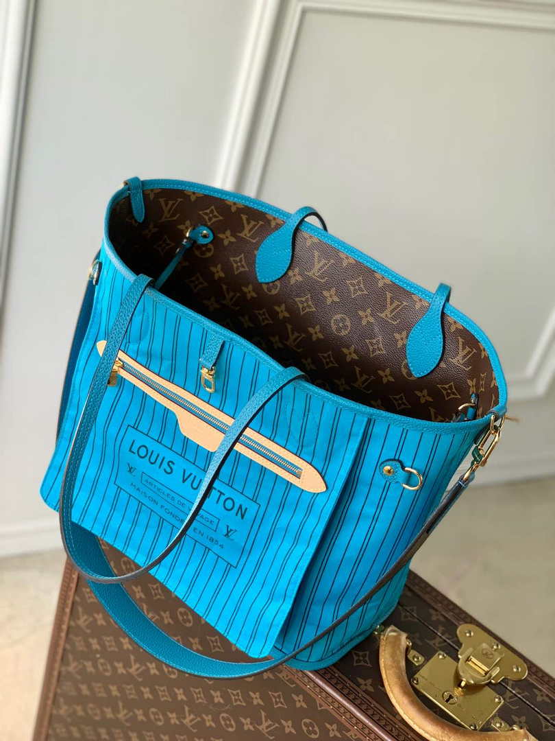 Louis Vuitton Neverfull Bandoulière Inside Out MM Bag M13753