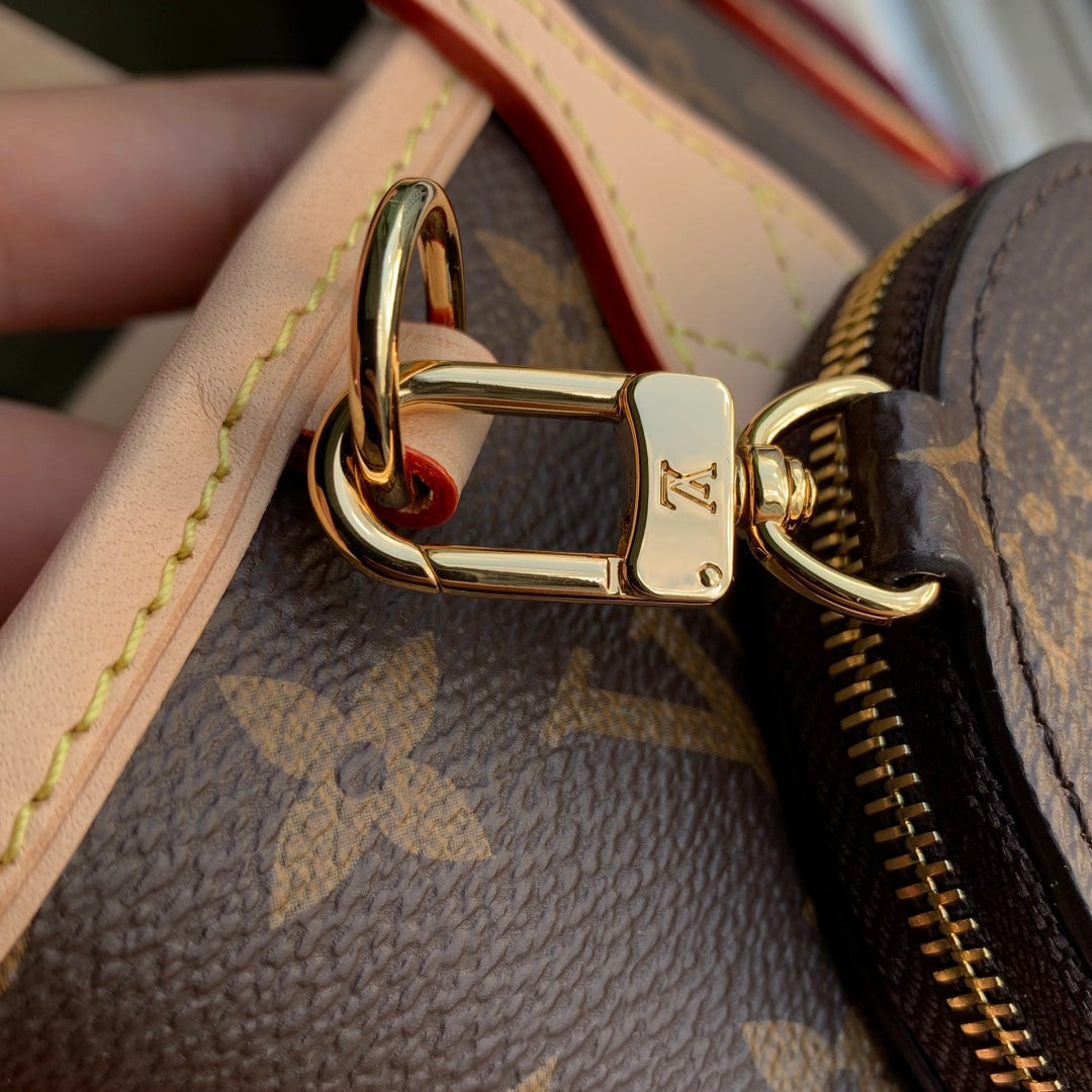 Louis Vuitton Neverfull BB M46786