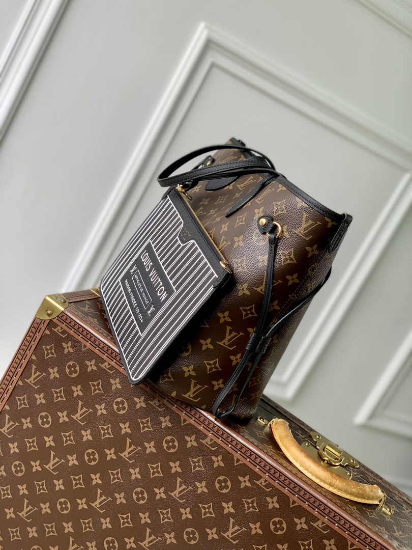 Louis Vuitton Neverfull Inside Out MM Bag M11946