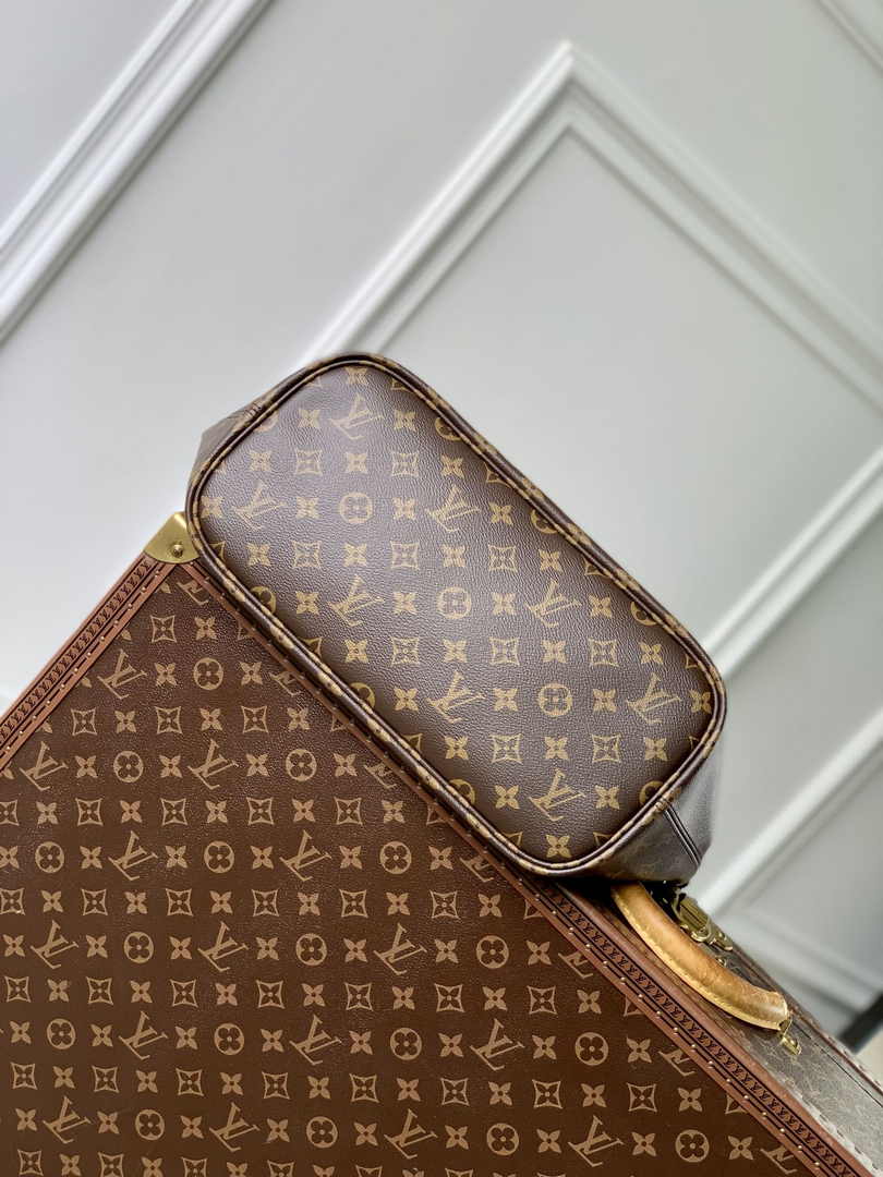 Louis Vuitton Neverfull Inside Out MM Bag M11946