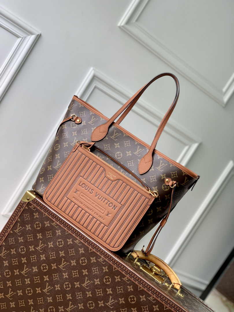 Louis Vuitton Neverfull Inside Out MM Bag M12061