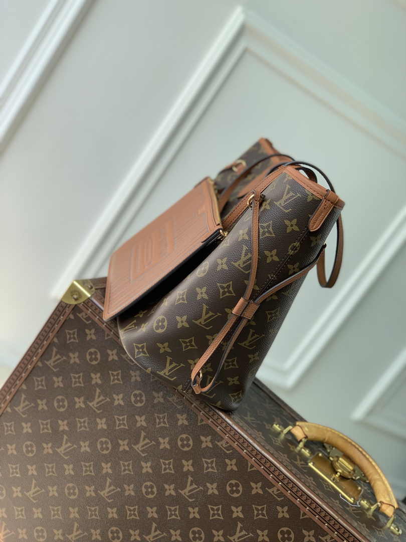 Louis Vuitton Neverfull Inside Out MM Bag M12061