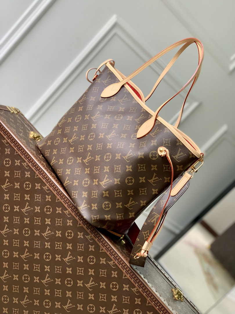 Louis Vuitton Neverfull Bandoulière Inside Out MM Bag M12096