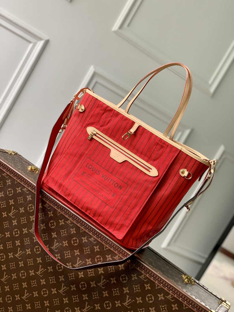 Louis Vuitton Neverfull Bandoulière Inside Out MM Bag M12096