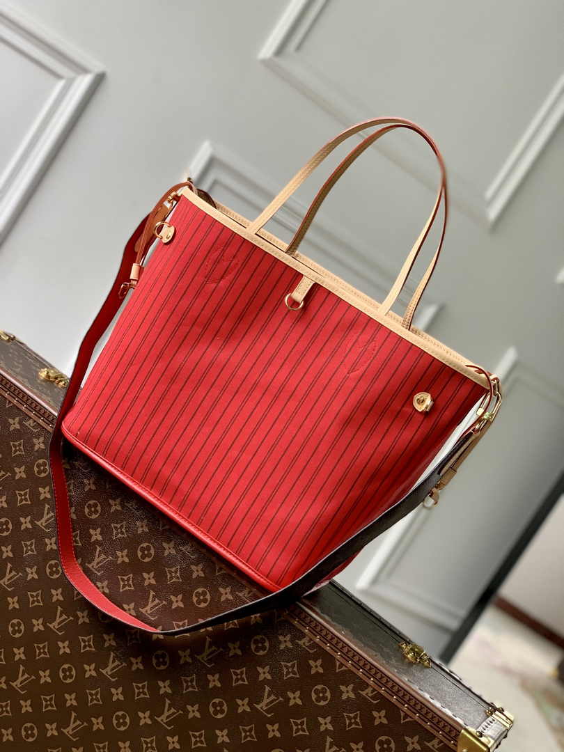 Louis Vuitton Neverfull Bandoulière Inside Out MM Bag M12096