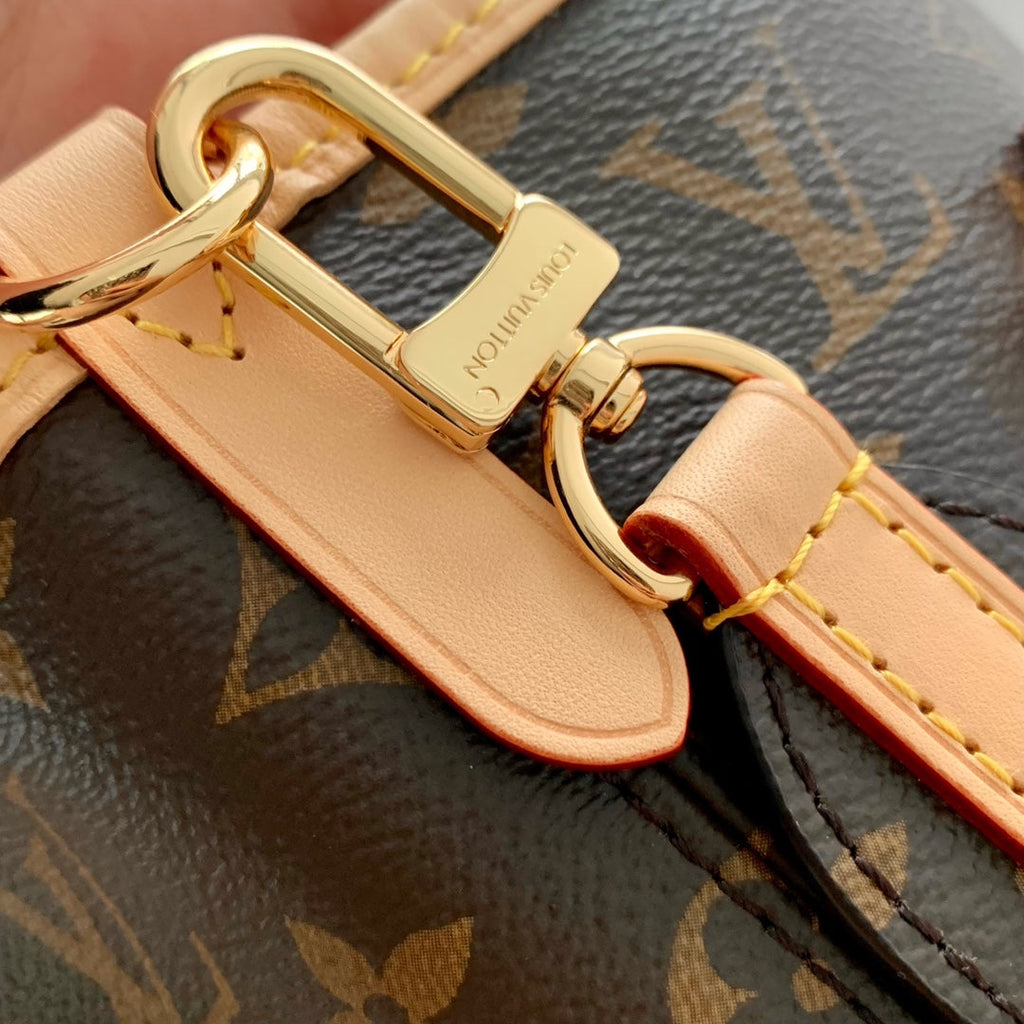 Louis Vuitton Neverfull Bandoulière Inside Out MM Bag M12096