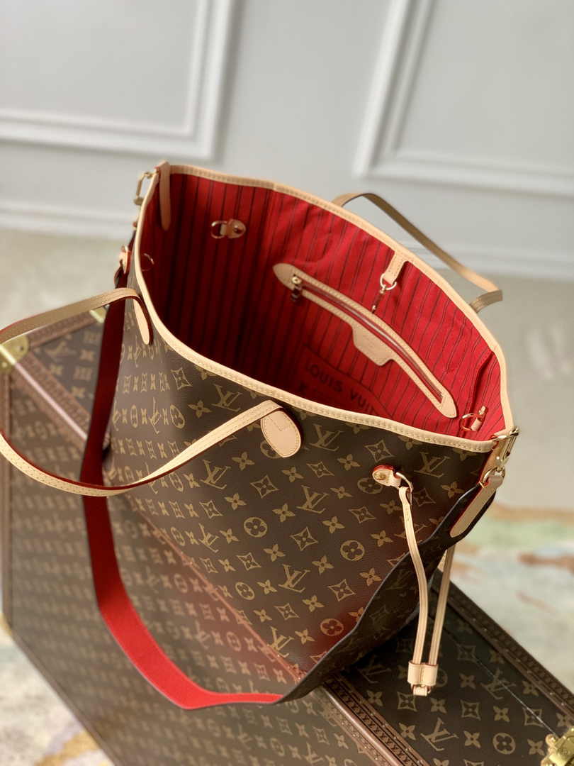 Louis Vuitton Neverfull Bandoulière Inside Out MM Bag M12096