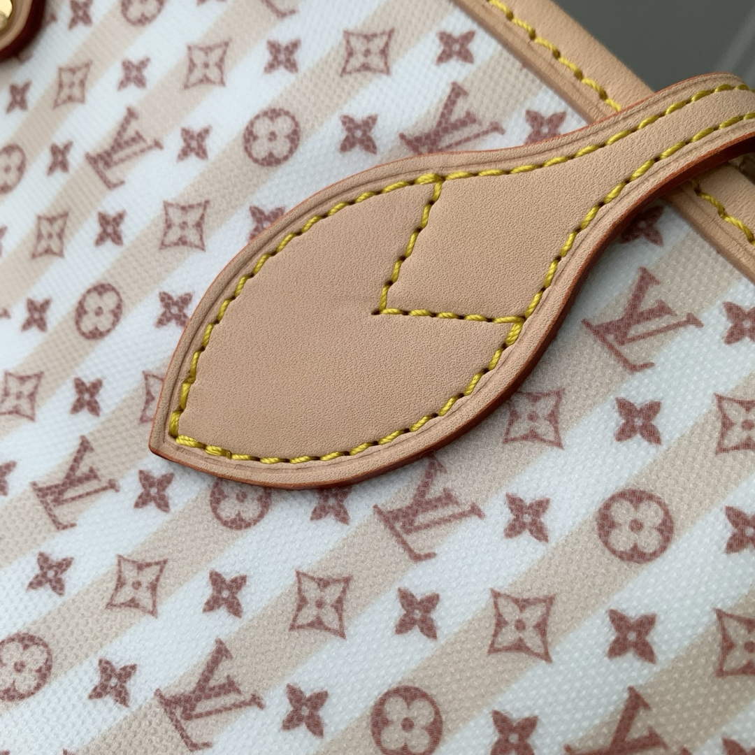 Louis Vuitton Neverfull MM Bag, M29483 Nude Rose Coated Canvas