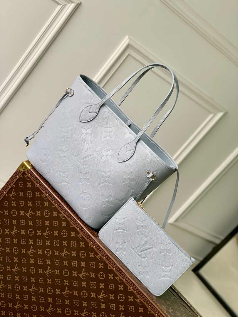 Louis Vuitton Neverfull MM Bag M46482 Blue Leather
