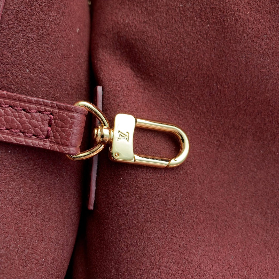 Louis Vuitton Neverfull MM Bag M46599 Wine Red Leather