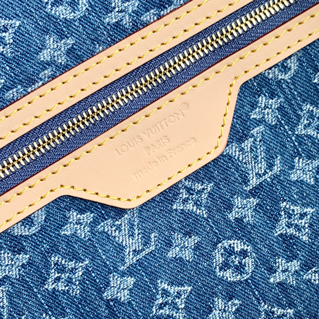Louis Vuitton Neverfull MM Bag M13192 Denim Blue