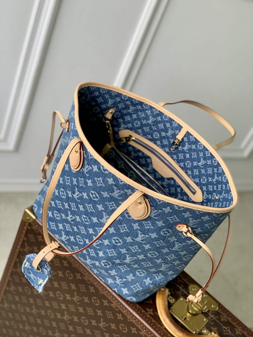 Louis Vuitton Neverfull MM Bag M13192 Denim Blue