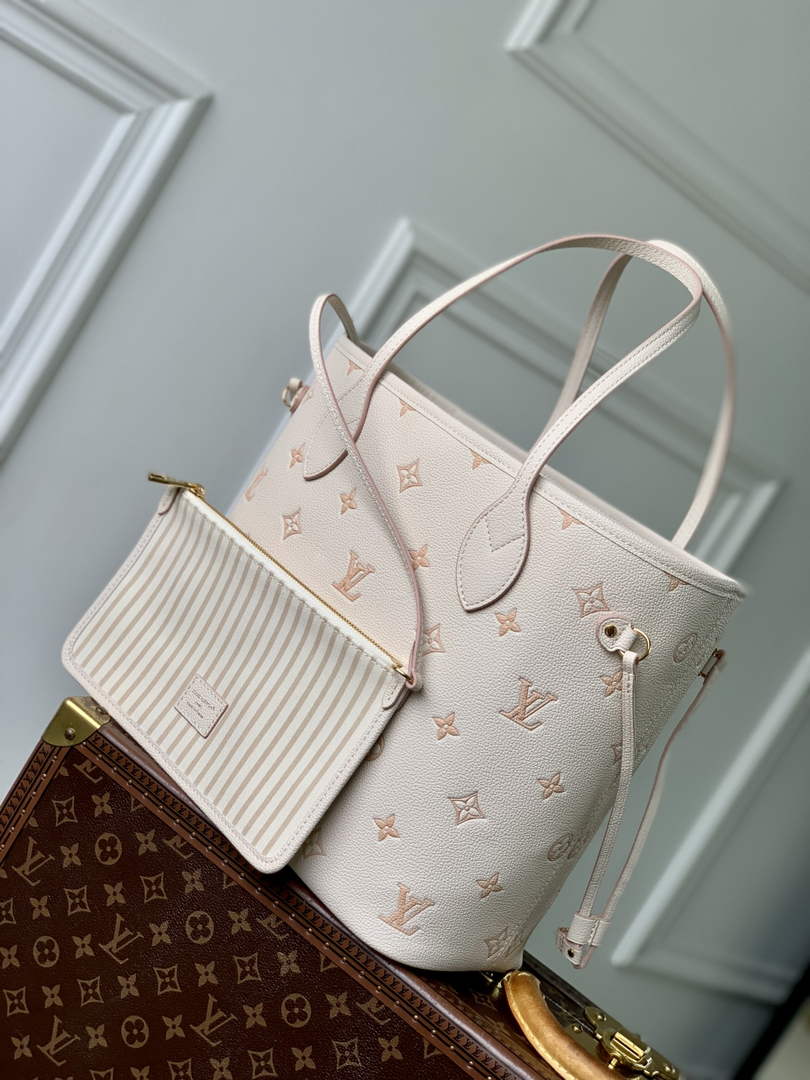 Louis Vuitton Neverfull MM Bag M14285 Eden grained cowhide leather