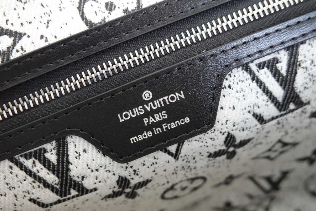 Louis Vuitton Neverfull MM Bag M21465 Gray Monogram Jacquard Denim
