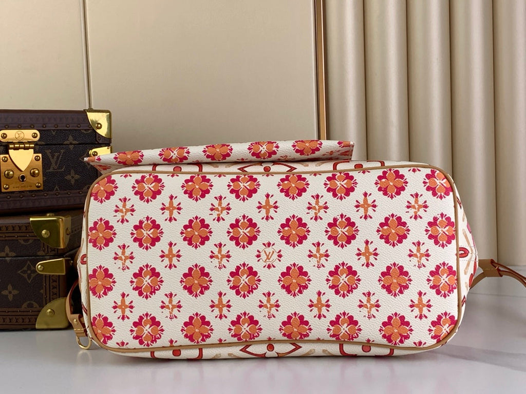 Louis Vuitton Neverfull MM Bag M25317