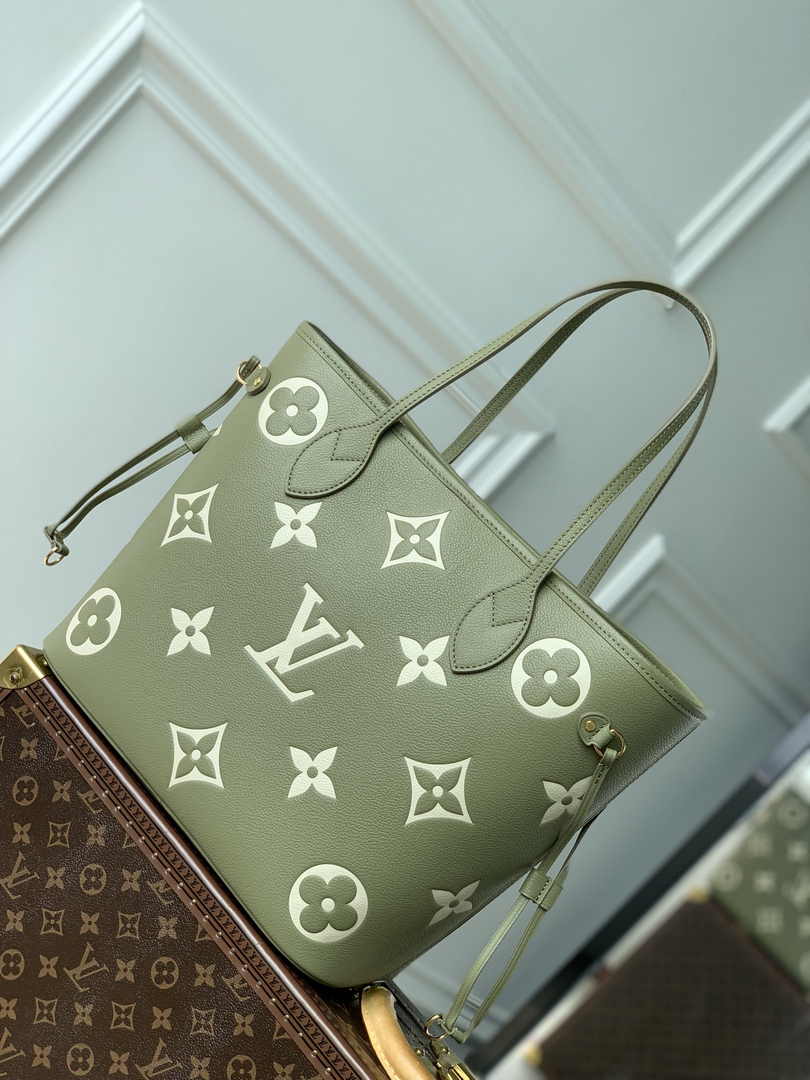 Louis Vuitton Neverfull MM Bag M46649 Green Leather