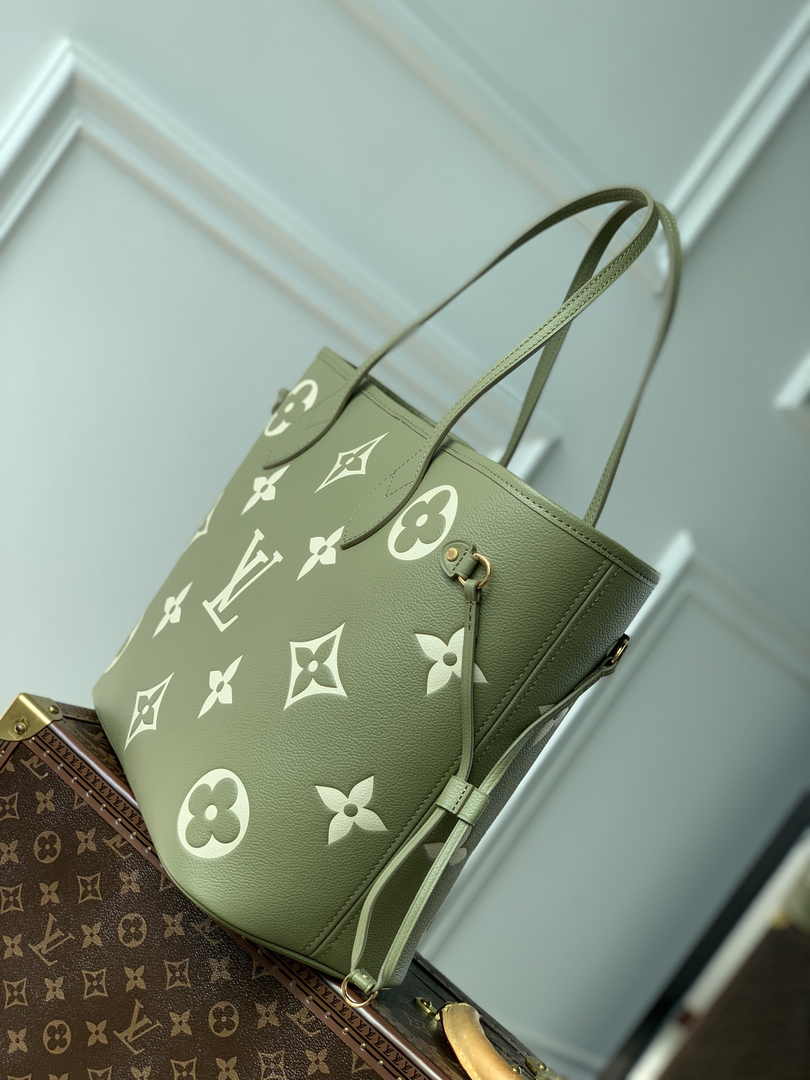 Louis Vuitton Neverfull MM Bag M46649 Green Leather