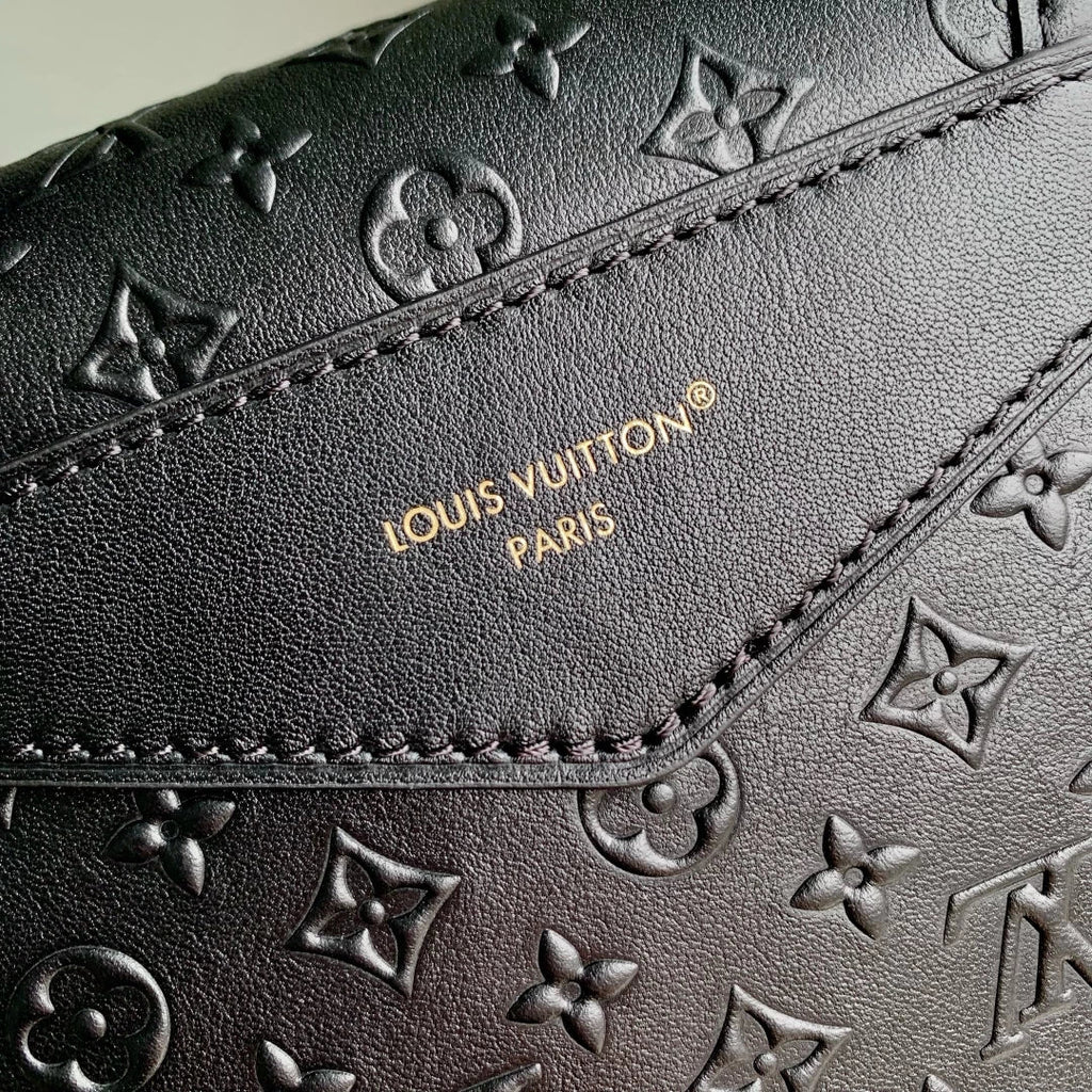 Louis Vuitton Odyssée Bag Calfskin leather M25554