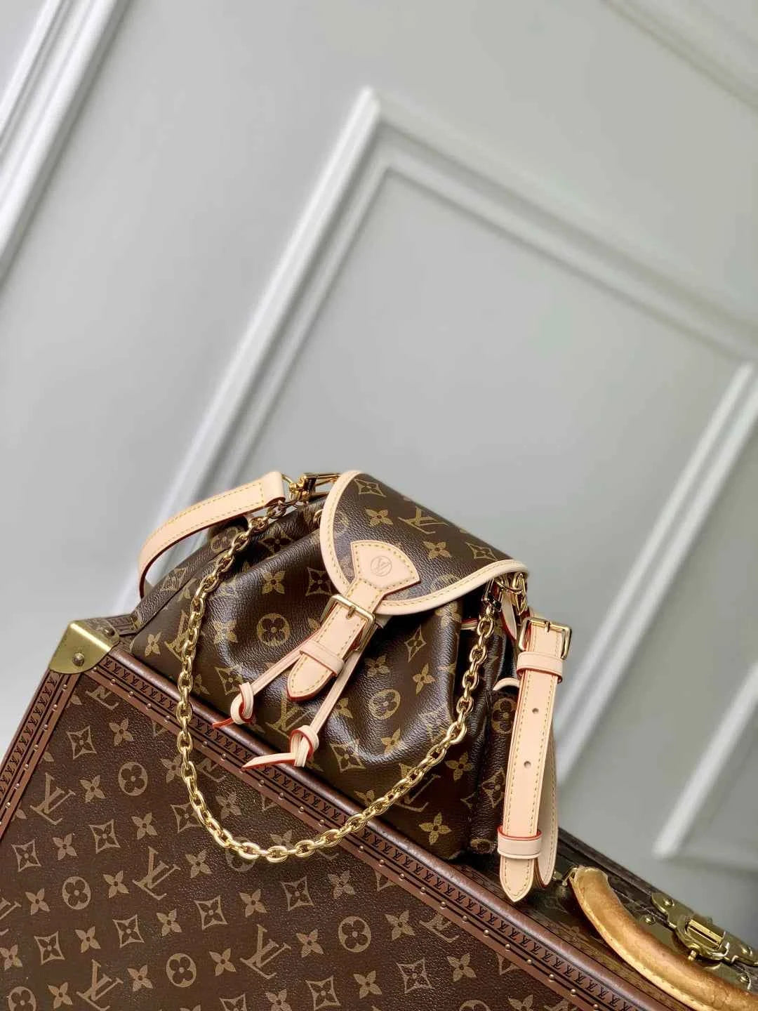 Louis Vuitton Odyssée Bag Monogram M25085