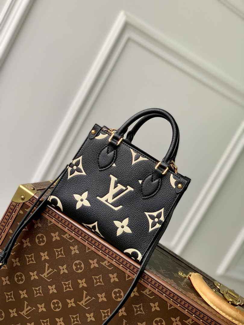 Louis Vuitton OnTheGo BB Bag M47054 Black Leather - Default Title - View 1