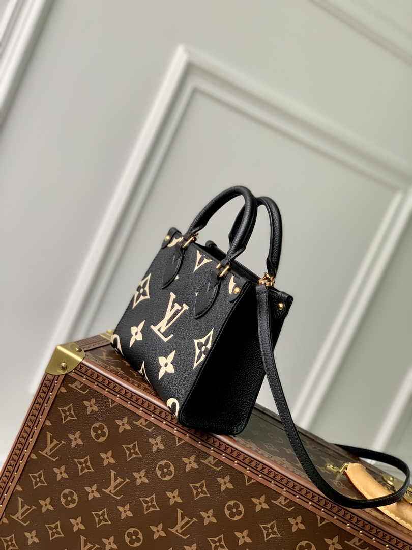 Louis Vuitton OnTheGo BB Bag M47054 Black Leather - Default Title - View 3