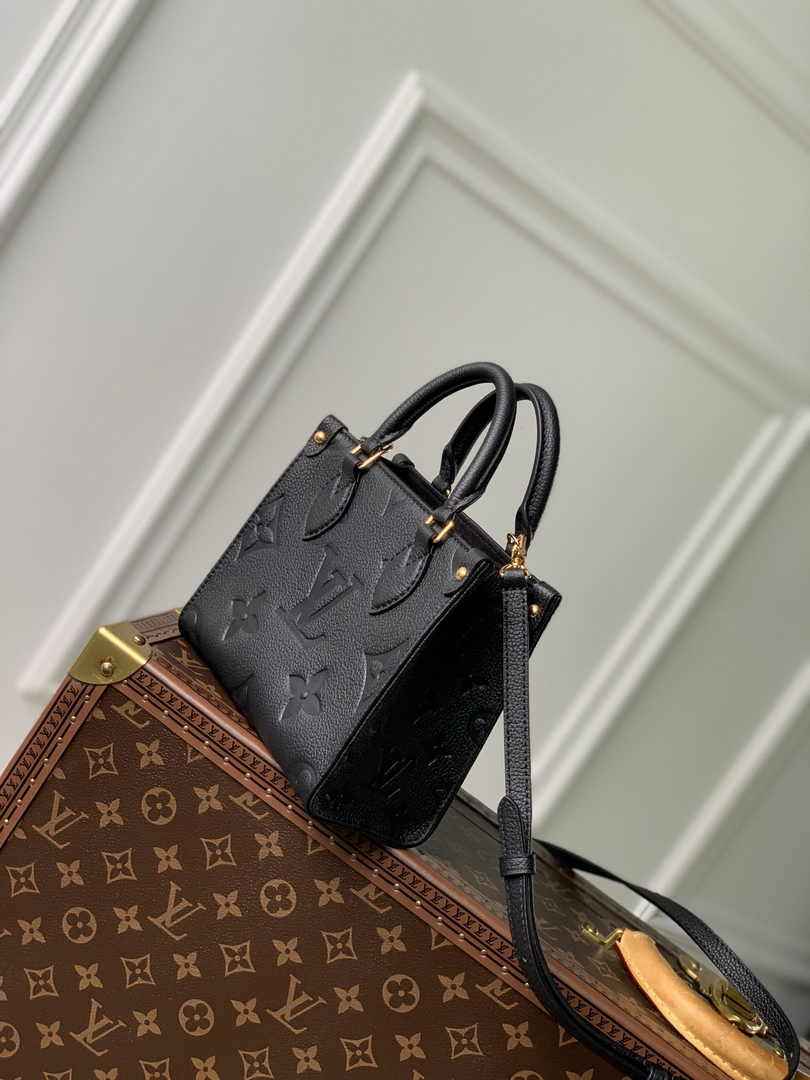 Louis Vuitton OnTheGo BB Bag M46993 Black Leather - Default Title - View 3