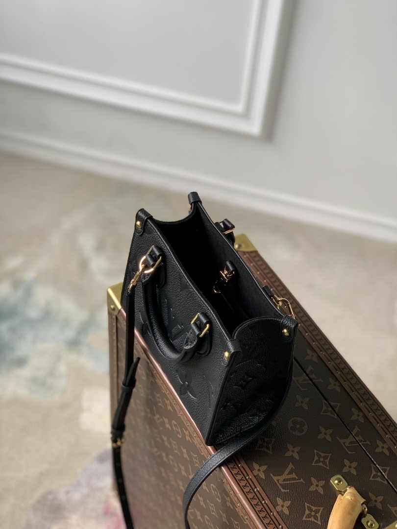Louis Vuitton OnTheGo BB Bag M46993 Black Leather - Default Title - View 5