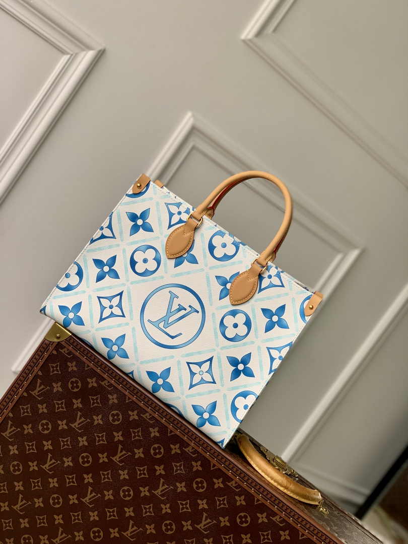Louis Vuitton OnTheGo MM Bag M11262 - Default Title - View 1