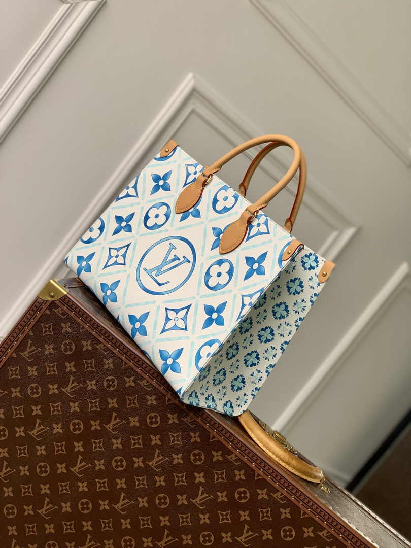 Louis Vuitton OnTheGo MM Bag M11262 - Default Title - View 2