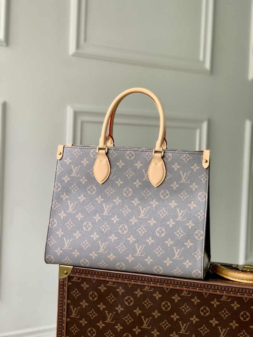 Louis Vuitton OnTheGo MM Bag M12415 - Default Title - View 1