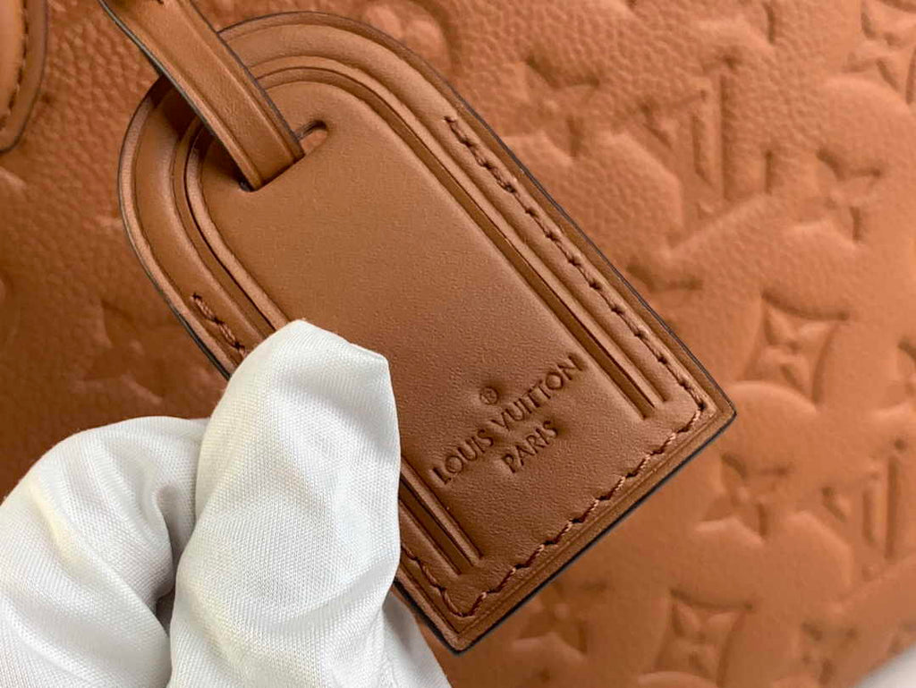 Louis Vuitton OnTheGo MM Bag M12775 - Default Title - View 4