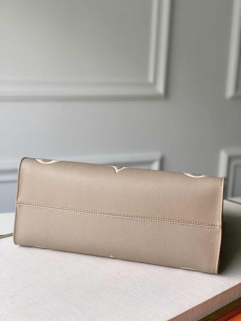 Louis Vuitton OnTheGo MM Bag M45494 Gray Leather - Default Title - View 3