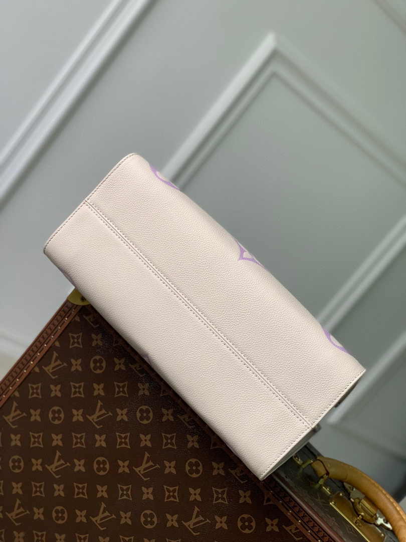 Louis Vuitton OnTheGo MM Bag M45494 Purple Leather - Default Title - View 4
