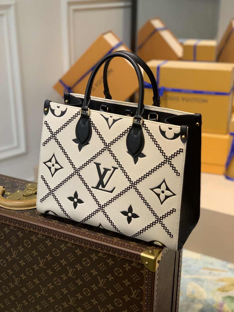 Louis Vuitton OnTheGo MM Bag M46016 Beige Leather - Default Title - View 1