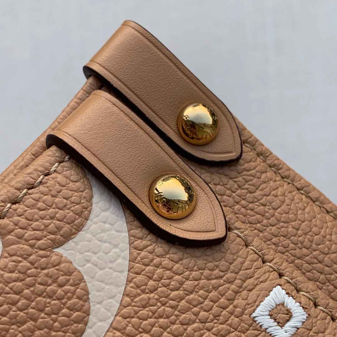 Louis Vuitton OnTheGo MM Bag M46015 Brown Leather - Default Title - View 4