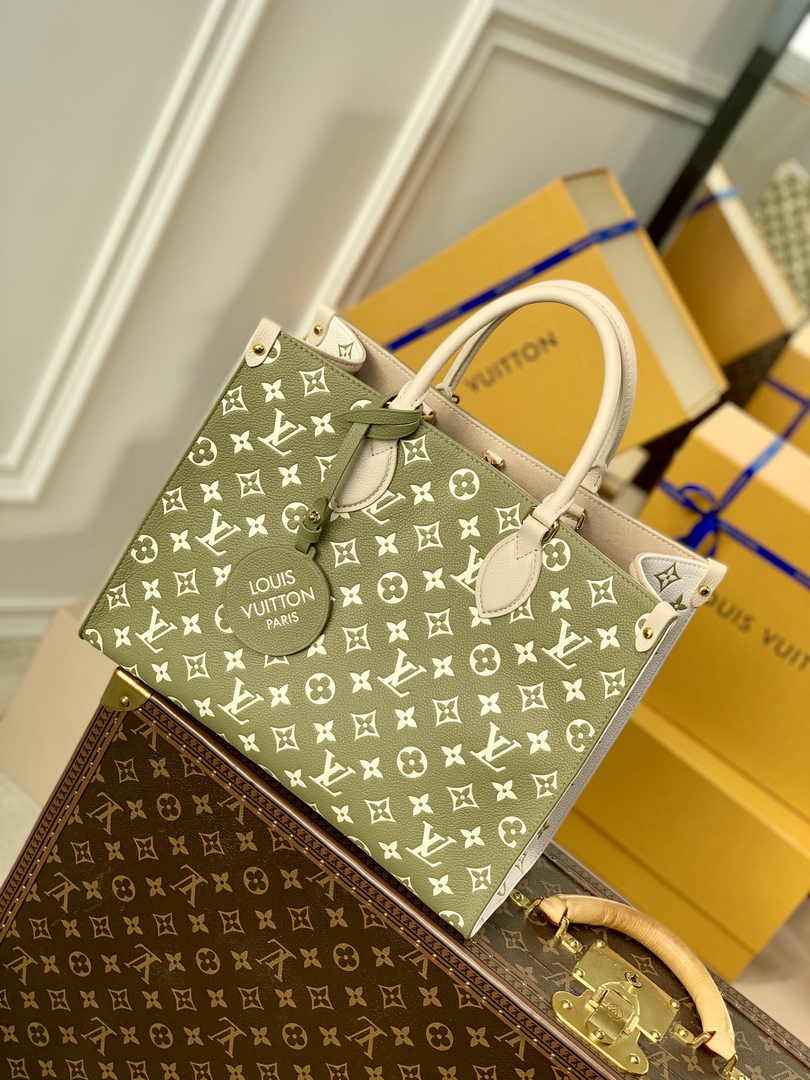 Louis Vuitton OnTheGo MM Bag M46060 Green Leather - Default Title - View 1