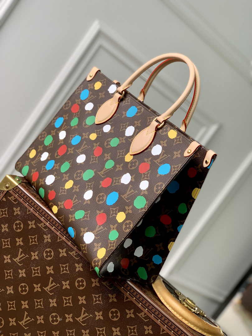 Louis Vuitton OnTheGo MM Bag M46379 Monogram canvas 3D Painted - Default Title - View 5