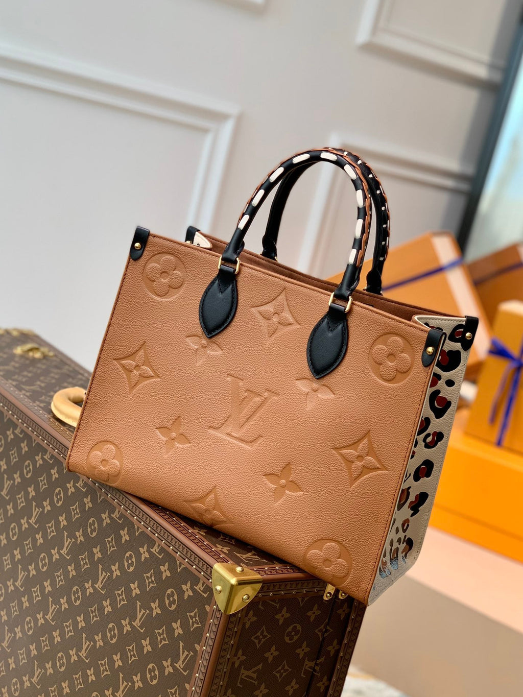 Louis Vuitton OnTheGo MM Bag M58521 Brown Leather - Default Title - View 1