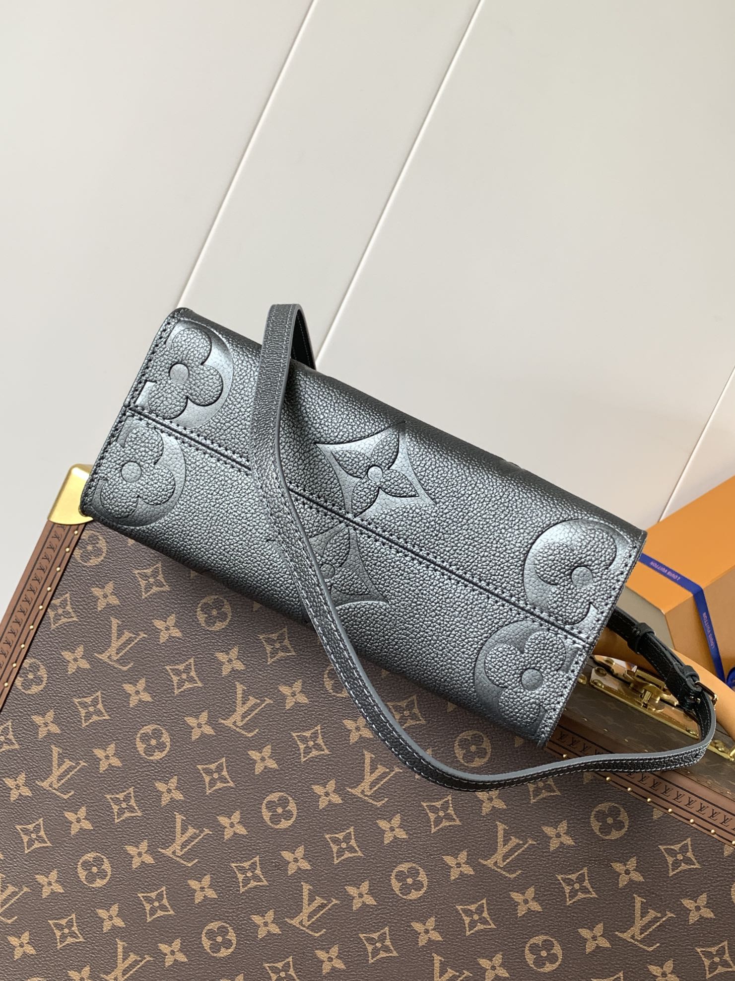 Louis Vuitton Onthego PM Bag M12886 cowhide leather - Default Title - View 4