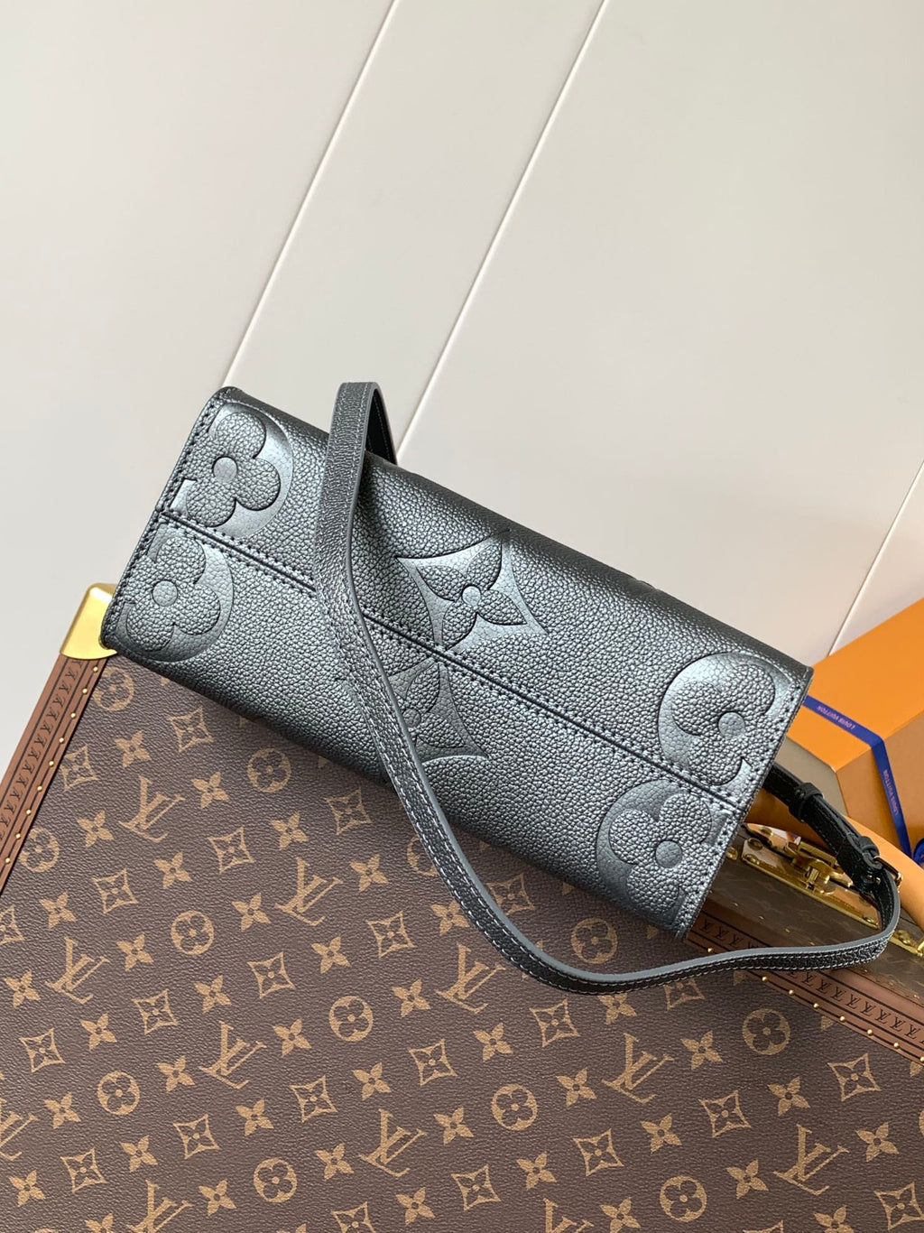 Louis Vuitton Onthego PM Bag M12886 cowhide leather - Default Title - View 4
