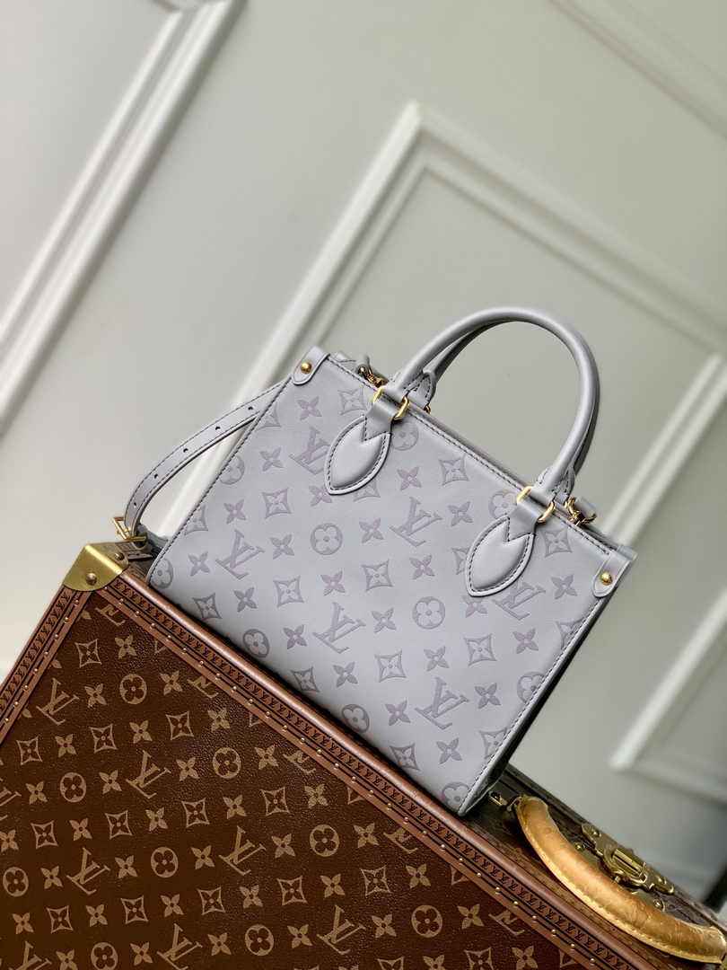 Louis Vuitton OnTheGo PM Bag M12465 - Default Title - View 1