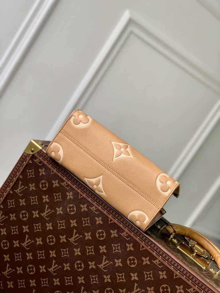 Louis Vuitton Onthego PM Bag M12513 Brown Leather - Default Title - View 4