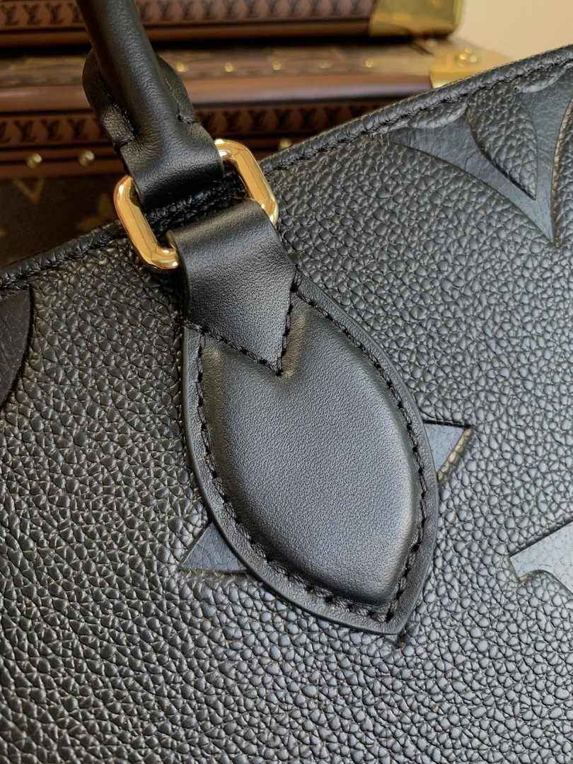 Louis Vuitton Onthego PM Bag M45653 Black Leather - Default Title - View 5